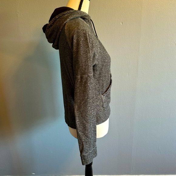 ADIDAS PULLOVER GRAY HODDIE. SIZE X-SMALL. - Picture 5 of 10